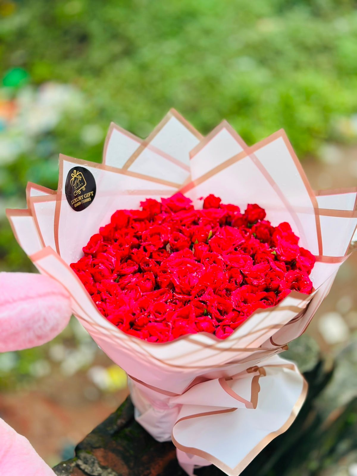 Luxury Red Rose Bouquet2 (50 Red Roses)