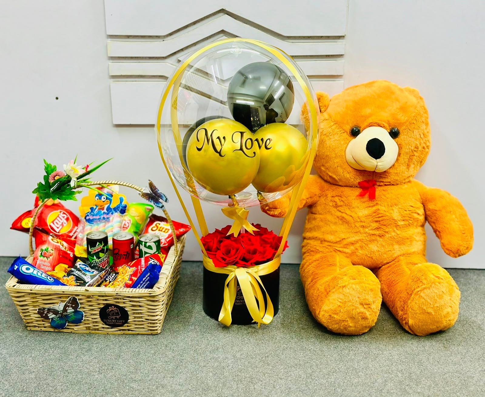 Love Surprise Gift Combo – Sweet, Cute & Memorable