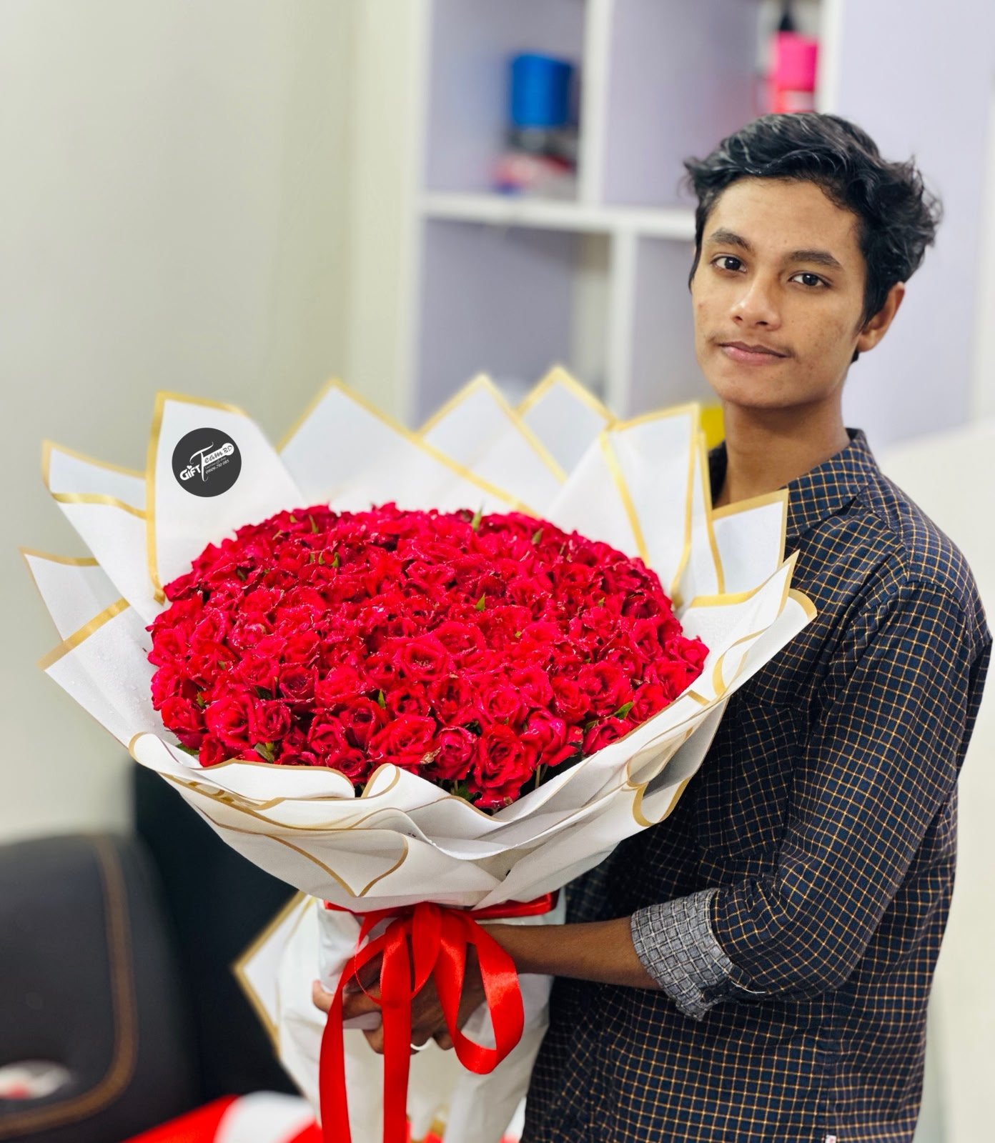 Premium Red Rose Bouquet4 (100 Red Roses)