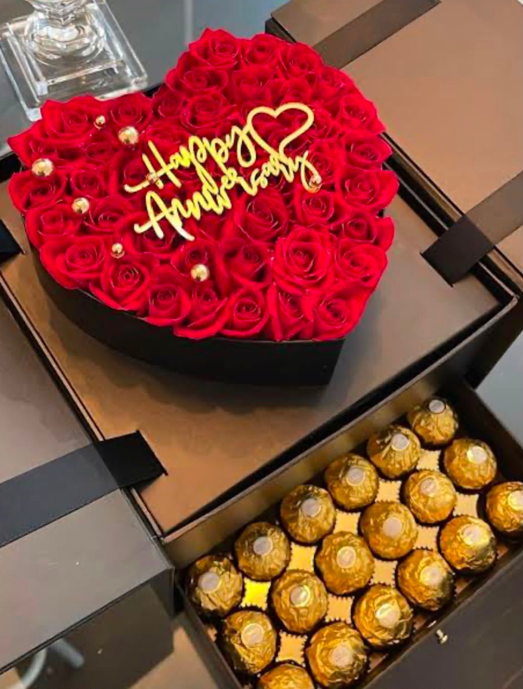 Happy Anniversary Rose & Chocolate Luxury Gift Box