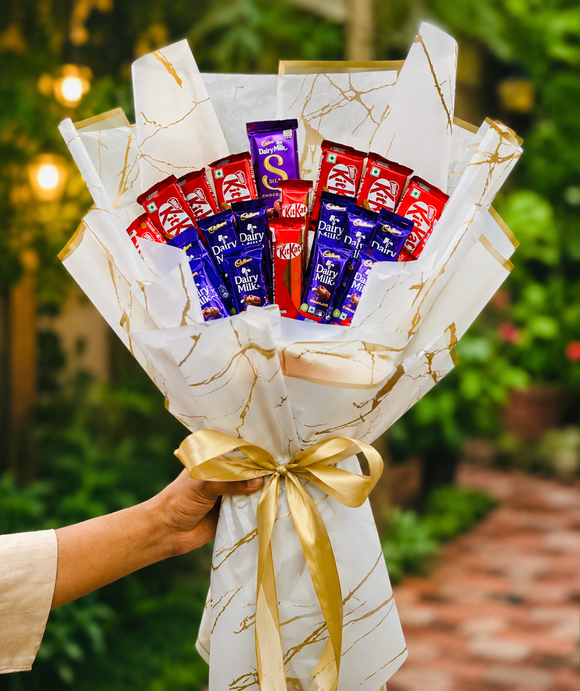 Golden Luxe Chocolate Bouquet