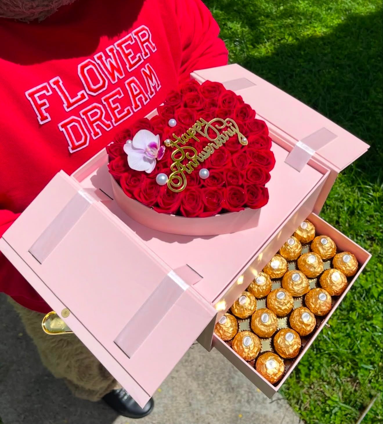 Premium Anniversary Rose & Chocolate Gift Box