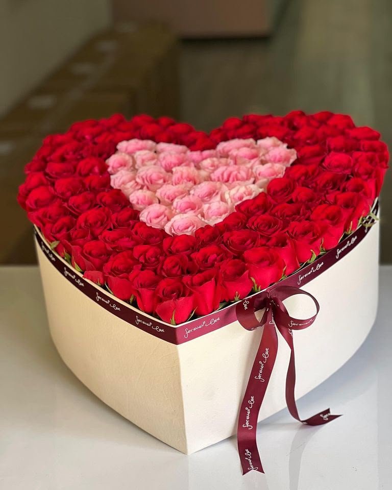 Heart of Roses Gift Box