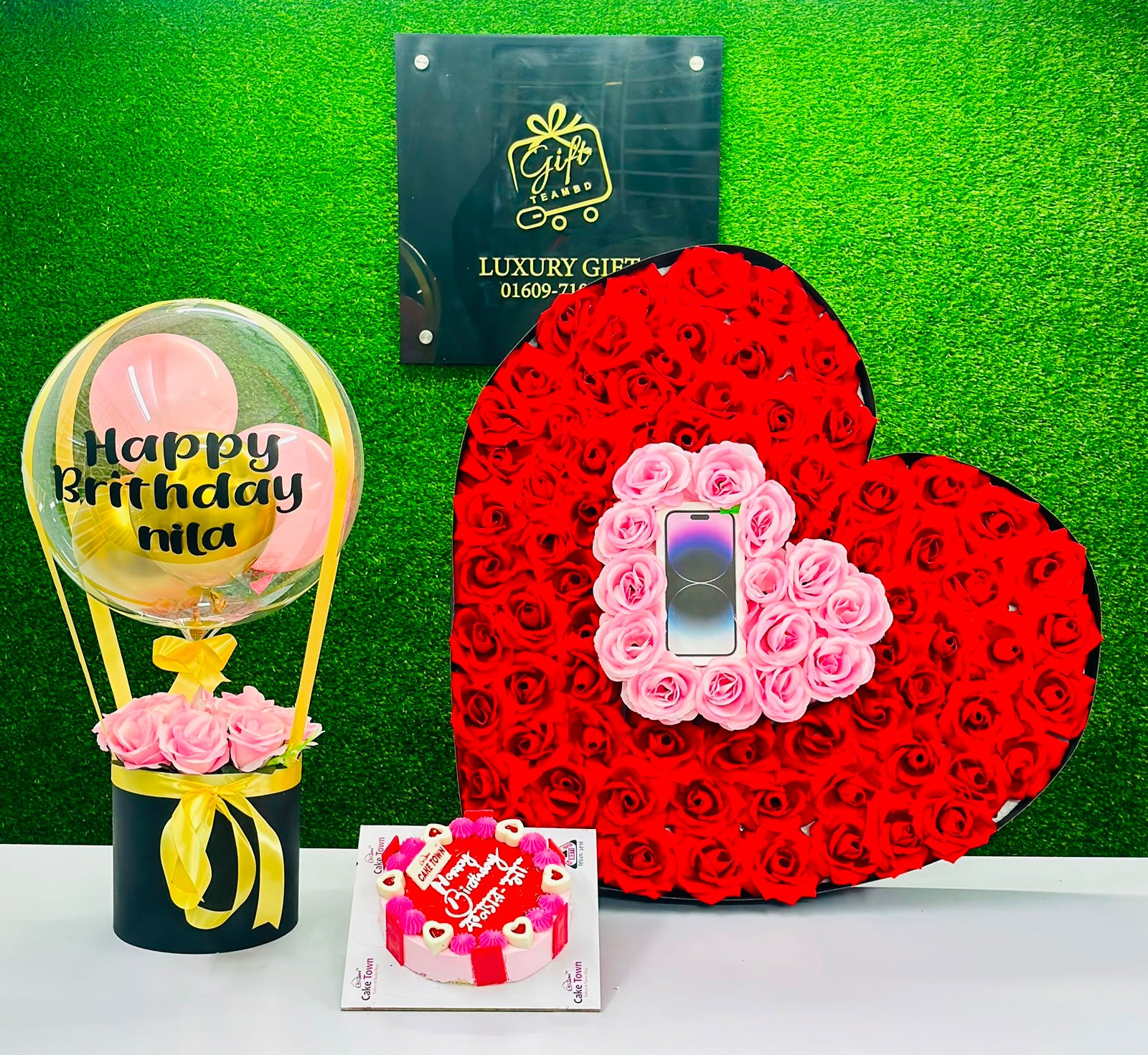 Luxury Rose Heart & Smartphone Surprise Gift Set