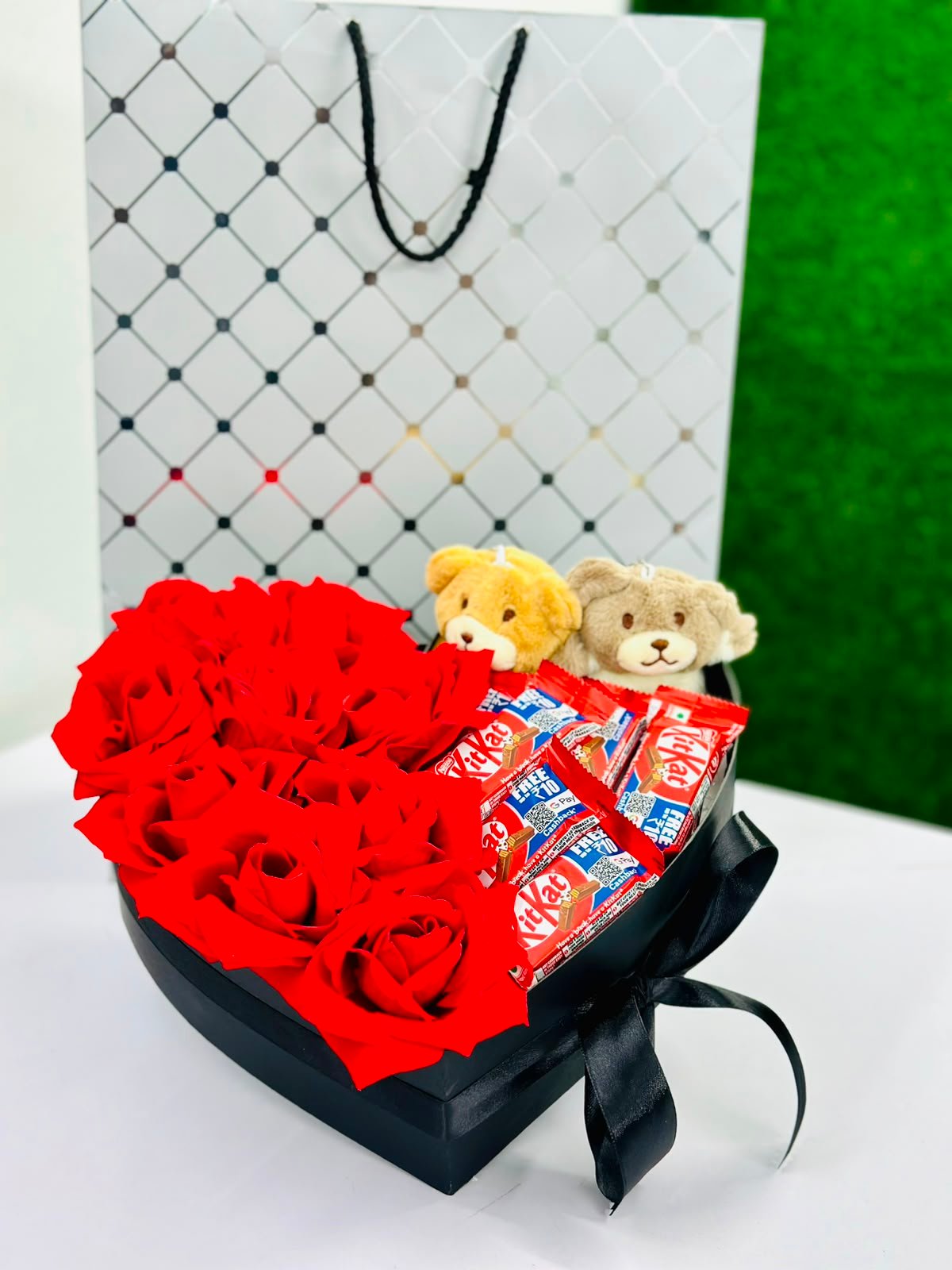 Rose, Chocolate & Teddy Combo Box