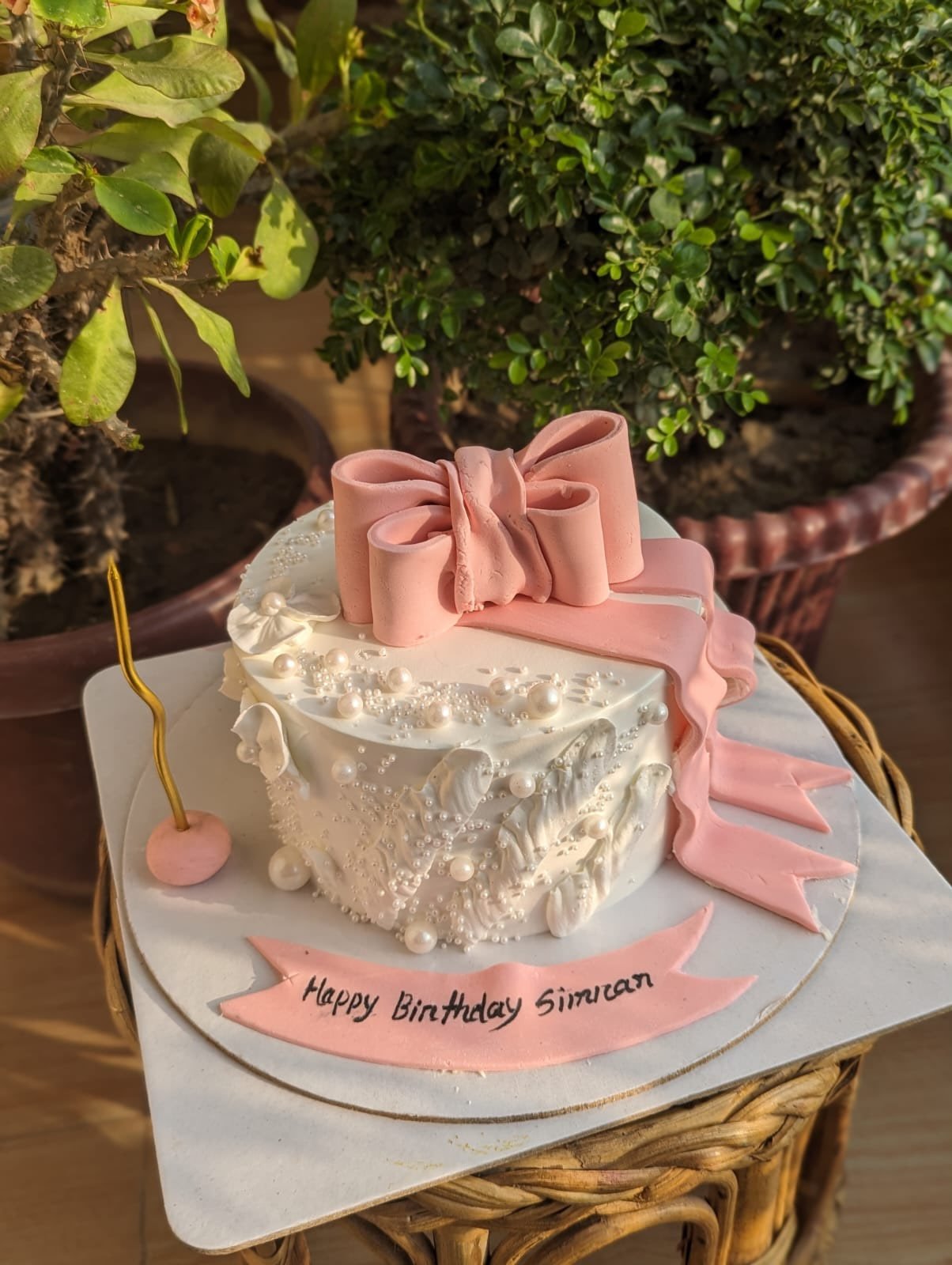 Elegant Pink Bow Cake