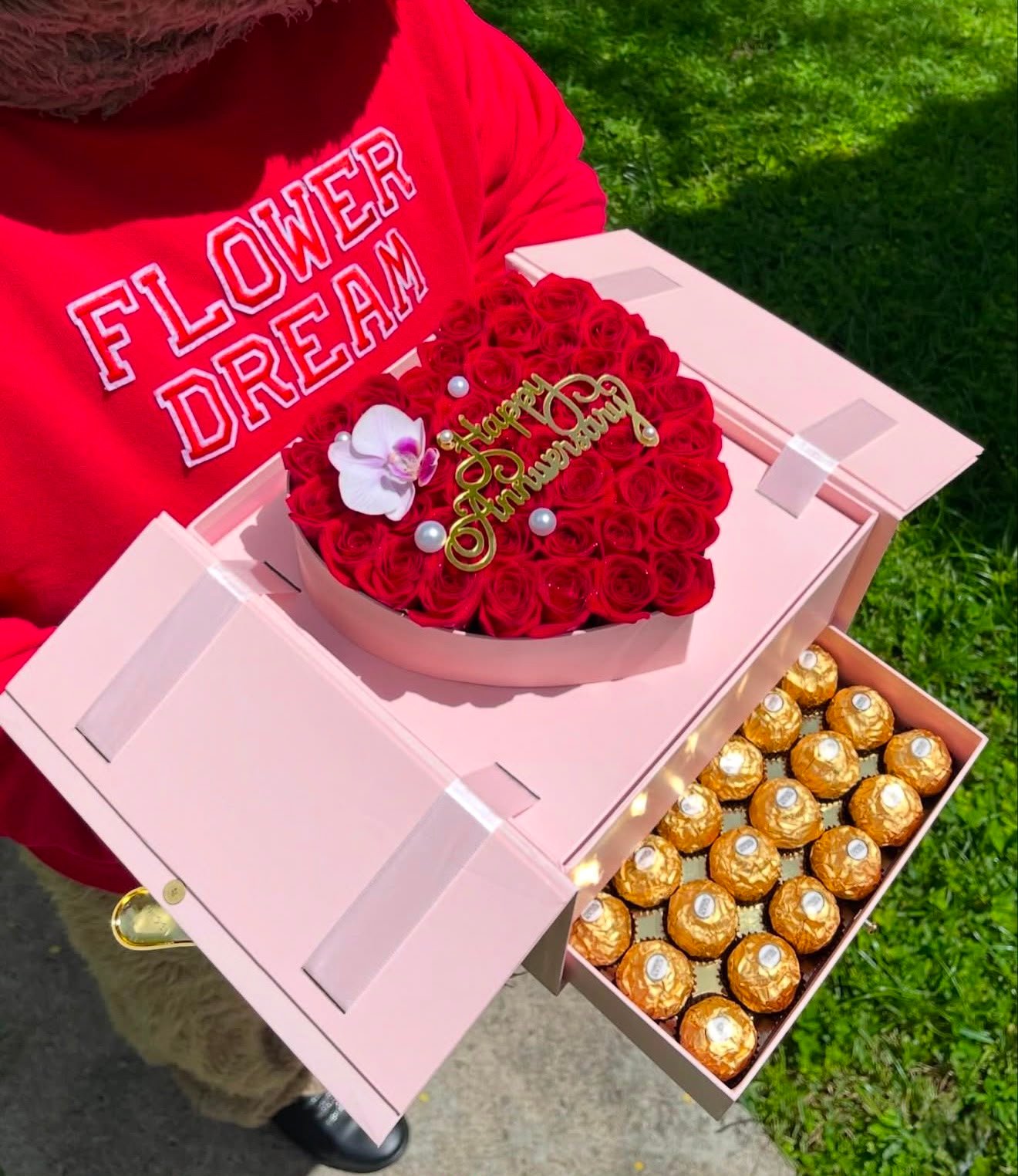 Premium Anniversary Rose & Chocolate Gift Box